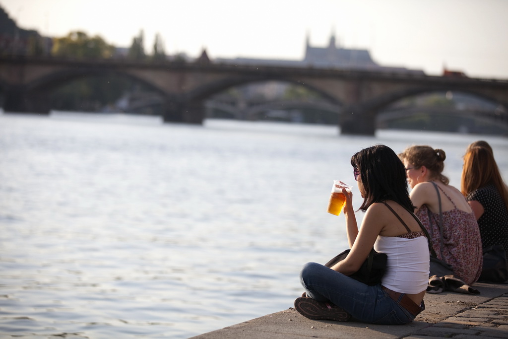 Fandit, popíjet, fandit